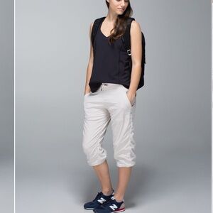 lululemon athletica White Cropped Ankle Pants with Drawstring